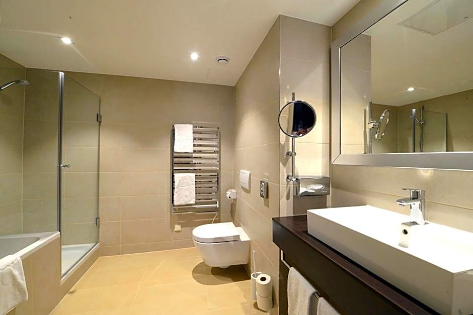 HiLight Suites Hotel
