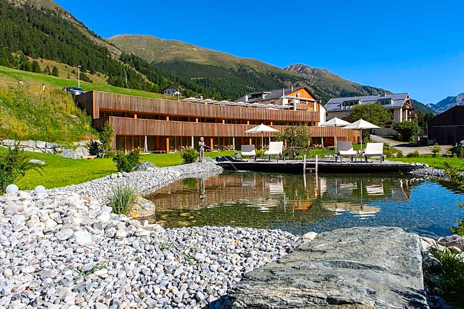 Relais & Châteaux IN LAIN Hotel Cadonau