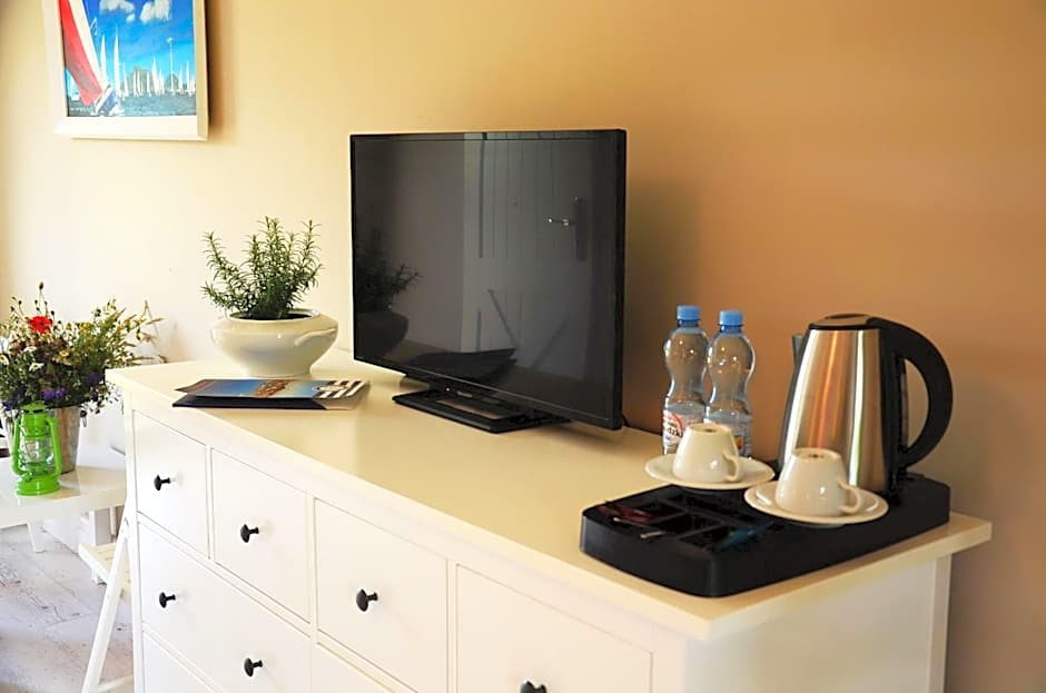 Stare Sady Chillout Rooms "Pod Jabłoniami"