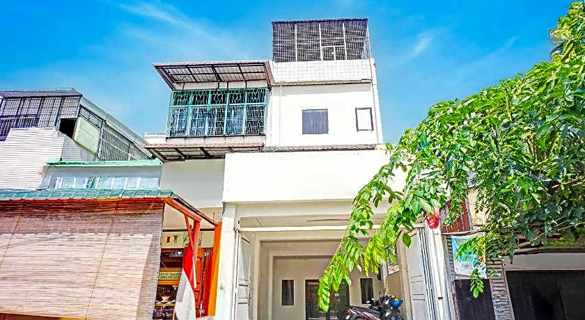 Hotel O Mandala Near Universitas Negeri Medan ( UNIMED )