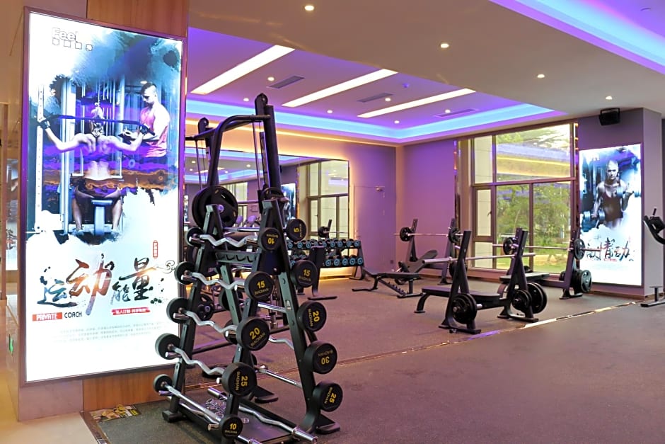 Longjiang Country Garden Phoenix Hotel