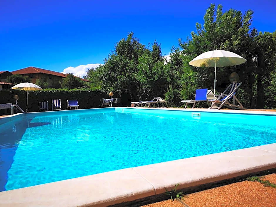 Albergo B&B Tenesi