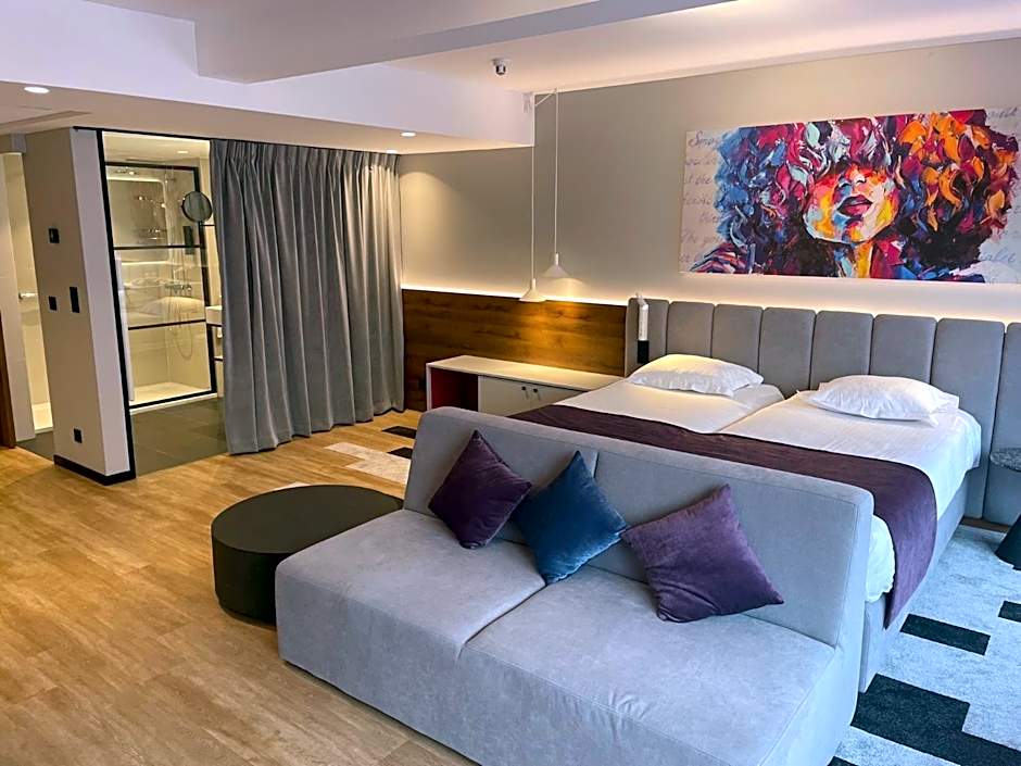 Ostend Hotel
