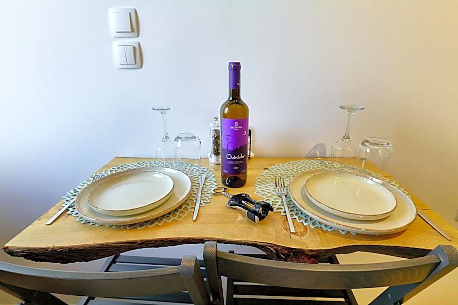 Villa Gereoudis SeaView Apartments-Pool & Bar