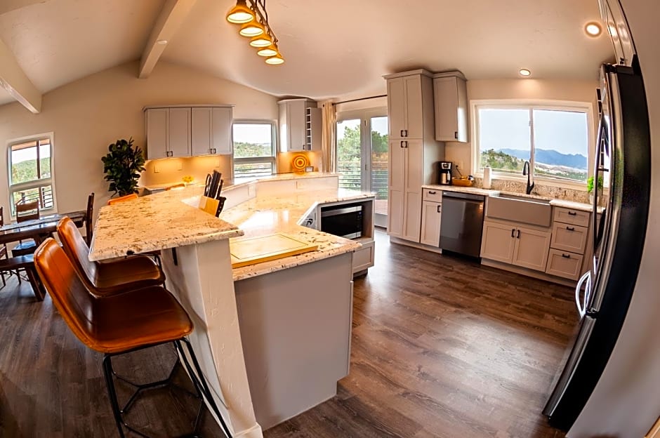 Royal Gorge Cabins