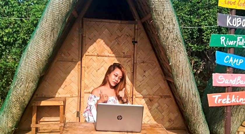 Dupas Luce Love Lodges