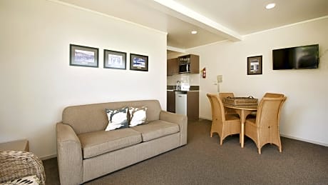 2 Bedroom Beach Front