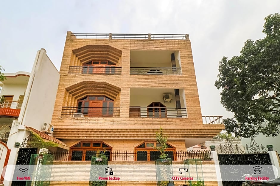 OYO 65521 Hotel Prashansha Palace