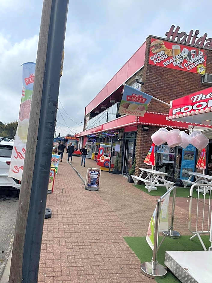 Caravan home Clacton-On-Sea St Osyth