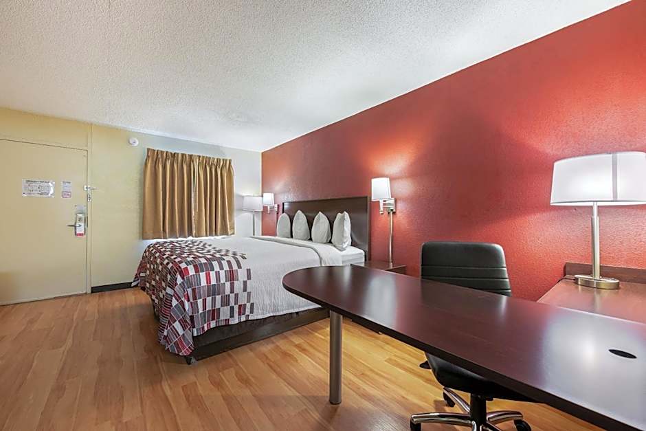 Red Roof Inn Marion, IN