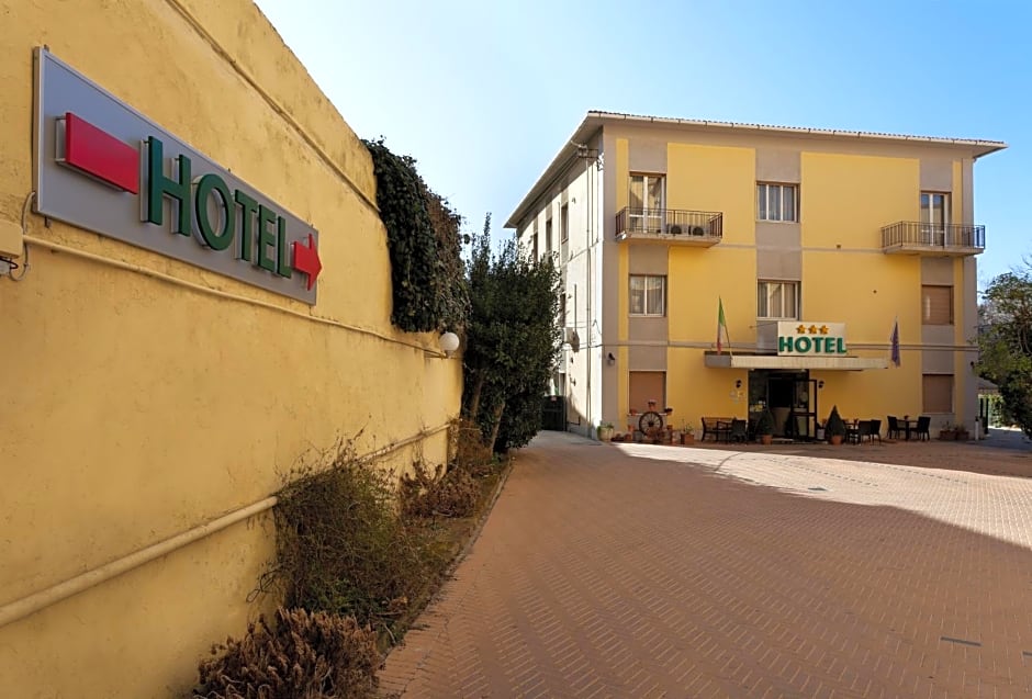 Parking Hotel Giardino