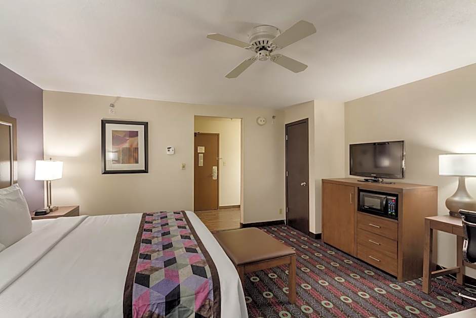 Comfort Inn Tulsa Midtown