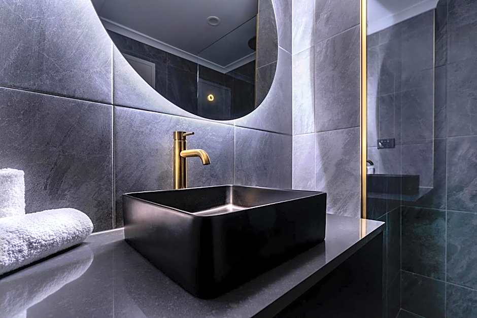 Batman's Hill on Collins