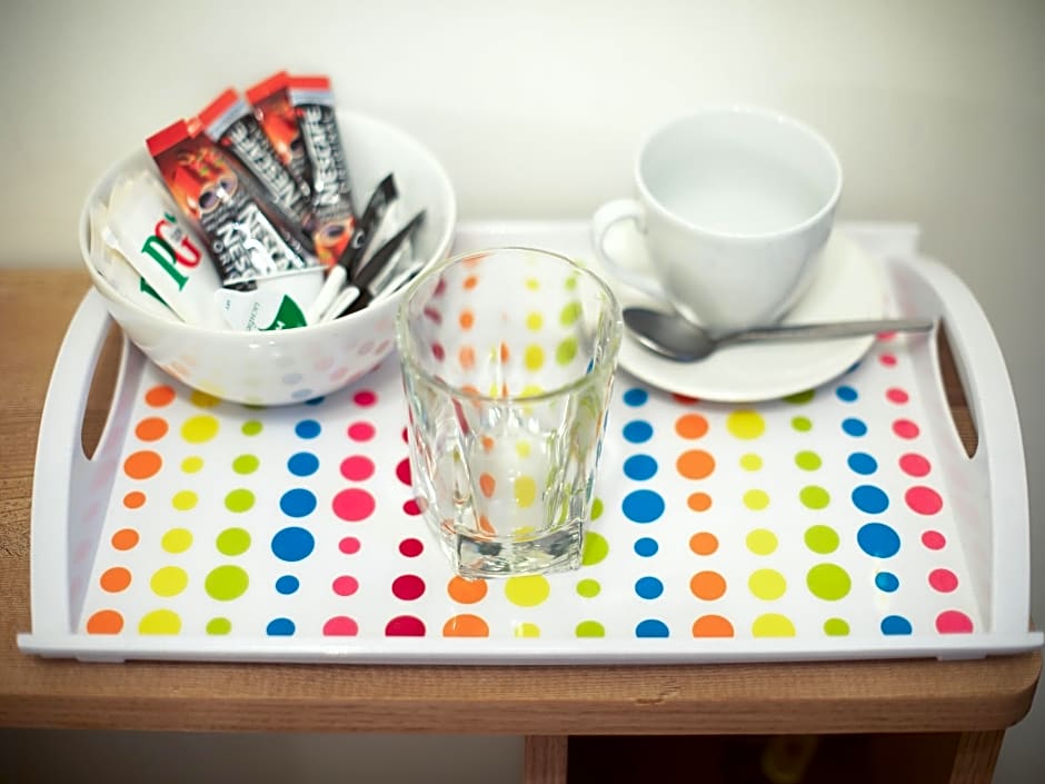 OYO TamTam Acton Hotel