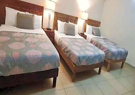 Classic Triple Room