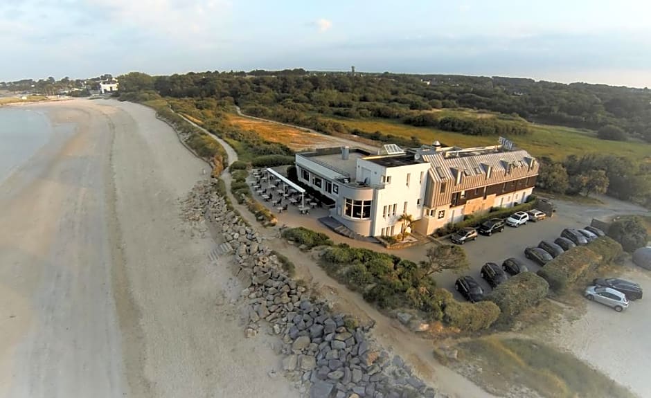 Logis Hotel & Restaurant Les Mouettes,Larmor Plage