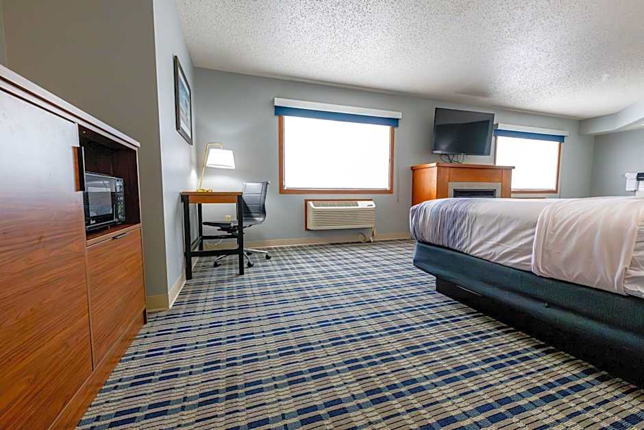 AmericInn by Wyndham Sturgeon Bay