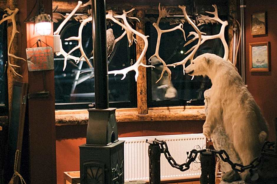 Mary-Ann's Polarrigg