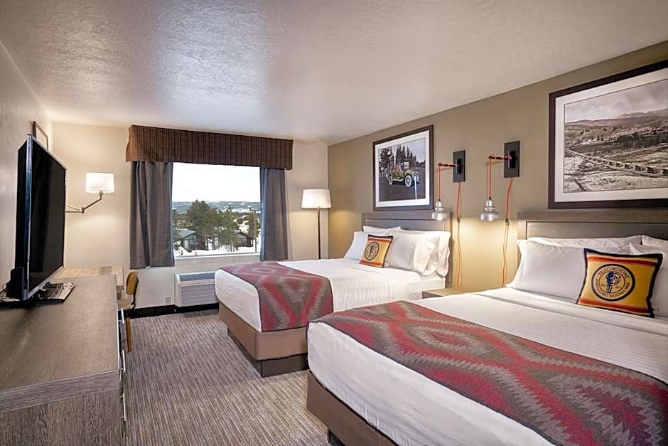 Yellowstone Park Hotel