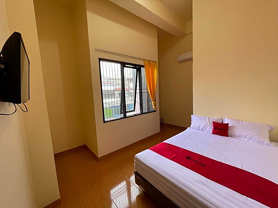 RedDoorz @ Ramelau near AP Pettarani