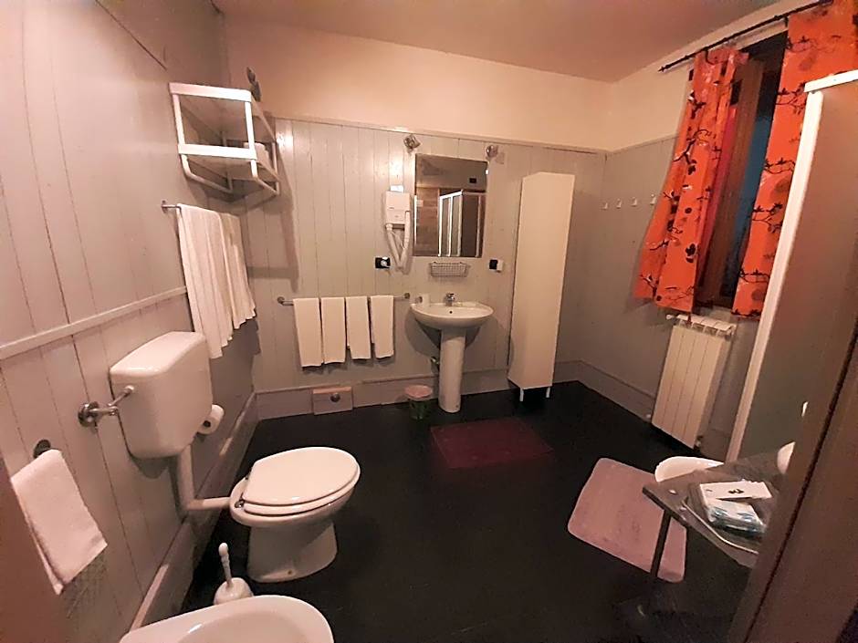 LA GROTTA Bed and Breakfast