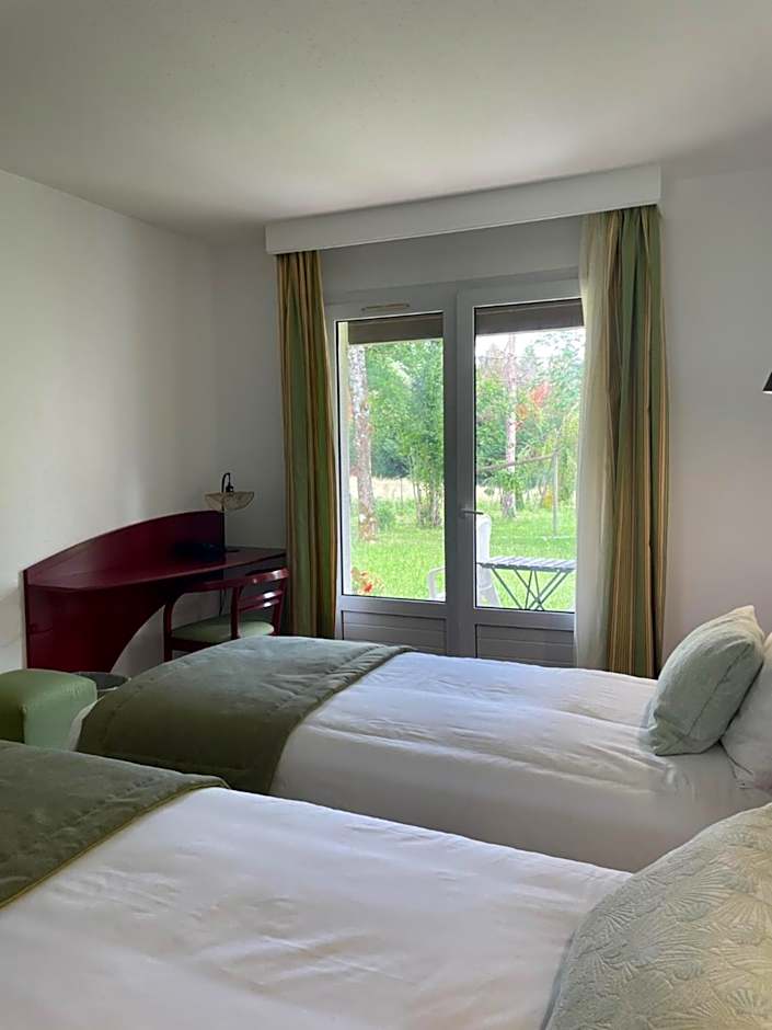 2 Beds, Terrace — 2 fotoğraftan 1. fotoğraf