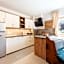 Residence Obermoarhof - Family Apartments with Pool & Playground