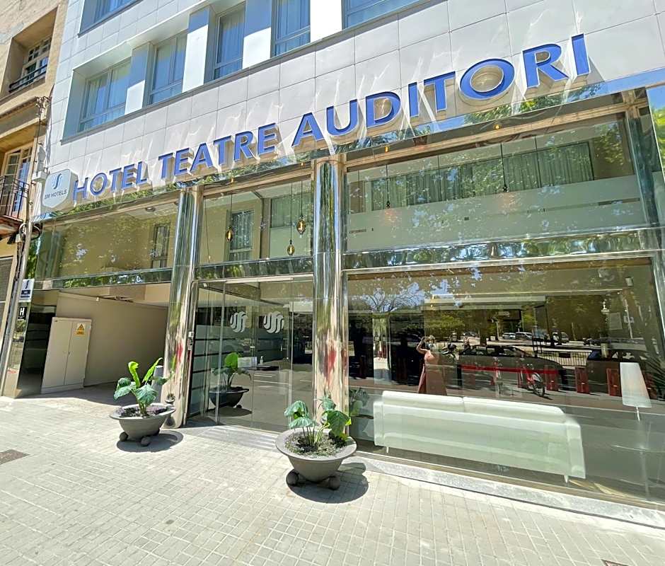 Sm Hotel Teatre Auditori