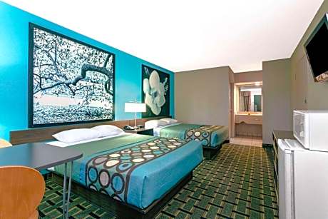 King Studio Suite - Non-Smoking