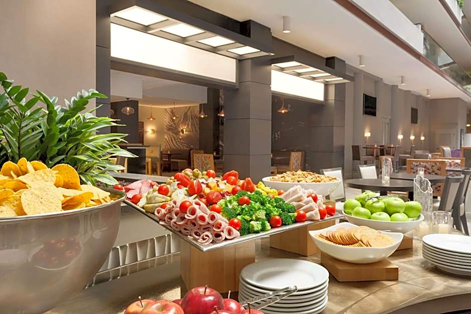 Embassy Suites by Hilton Irvine Orange County Airport