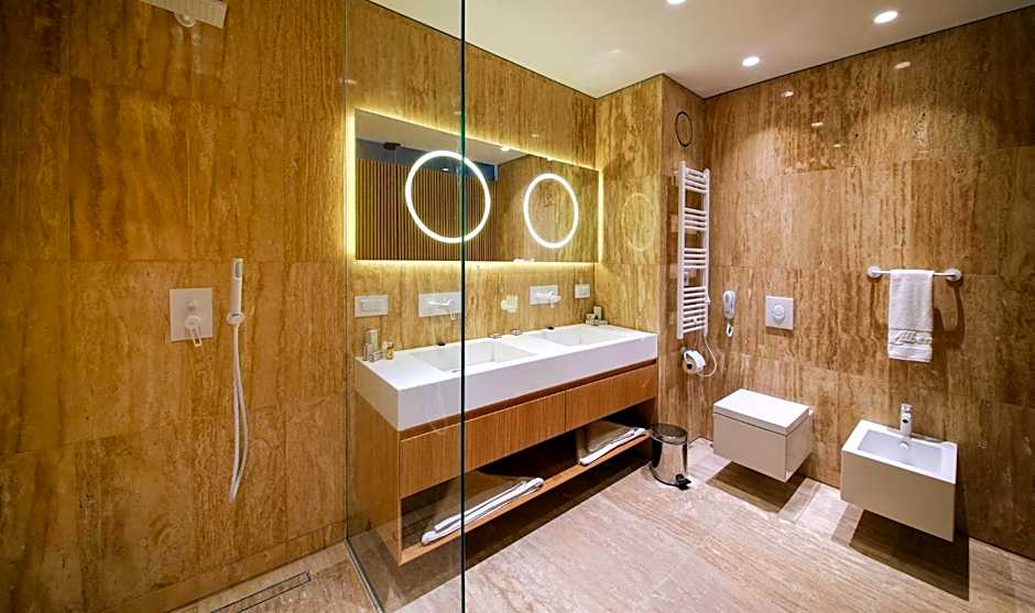 Flamingo Grand Hotel & Spa