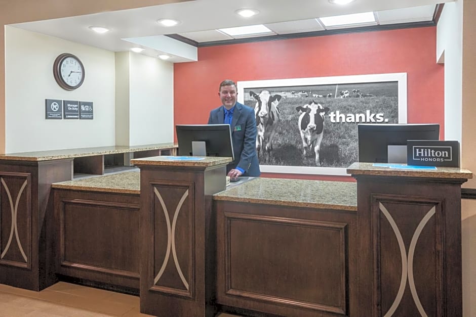 Hampton Inn South Heritage Park