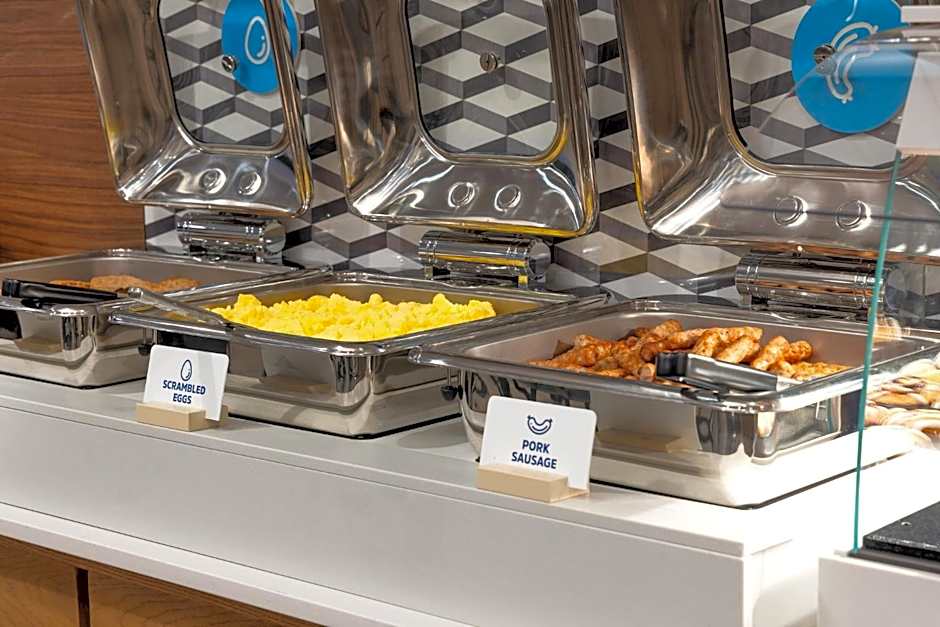 Holiday Inn Express St. Albans By IHG