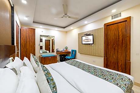 Premium Room with City View