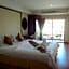 Maleez Lodge