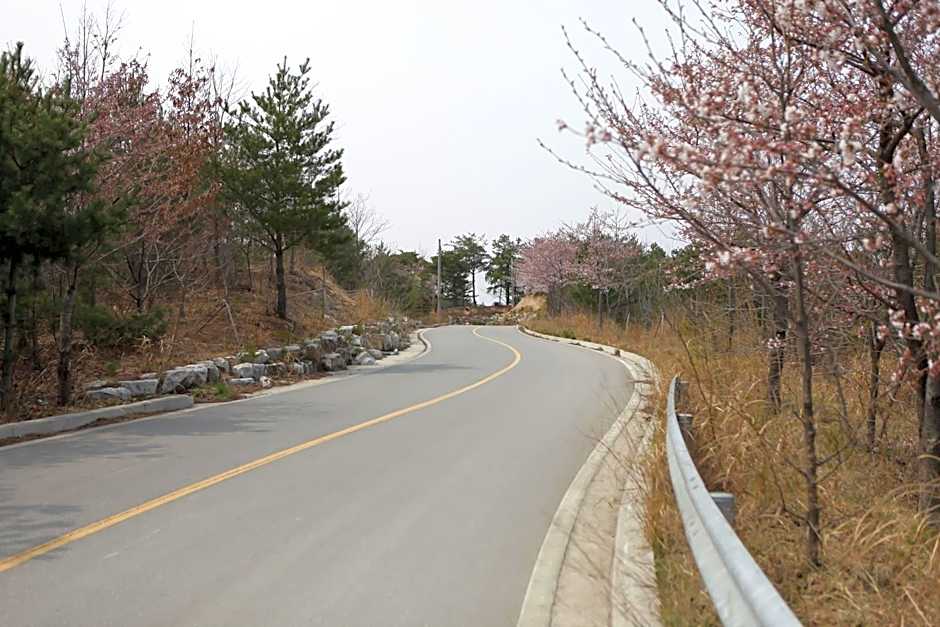Goodstay Motel Hill