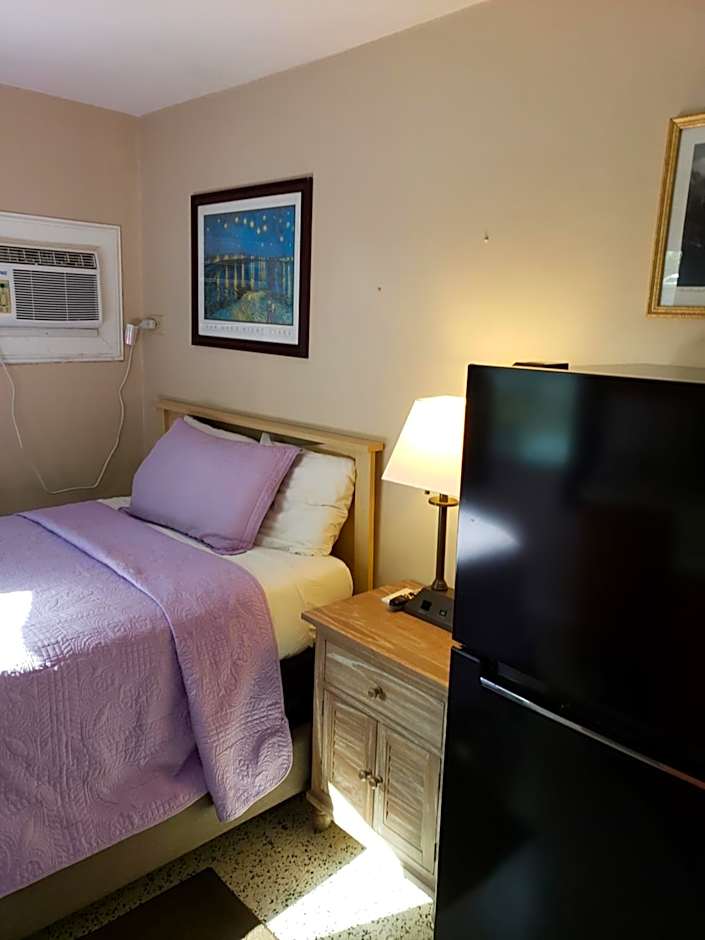 Siesta Motel