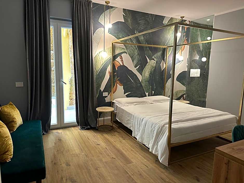 Krysos Luxury Rooms
