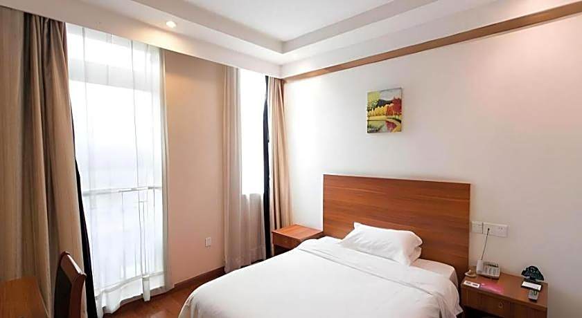 GreenTree Inn Changshu South HaiYu Road Pedestrian Street Business Hotel
