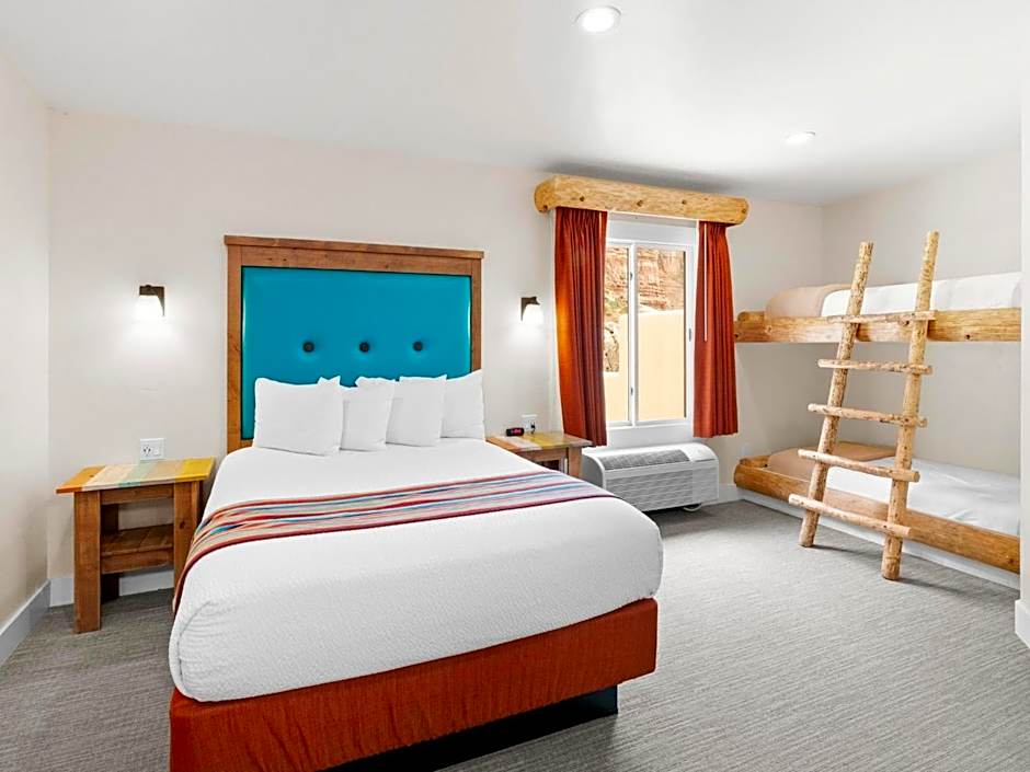 Photo 1 of 9 of Family Suite