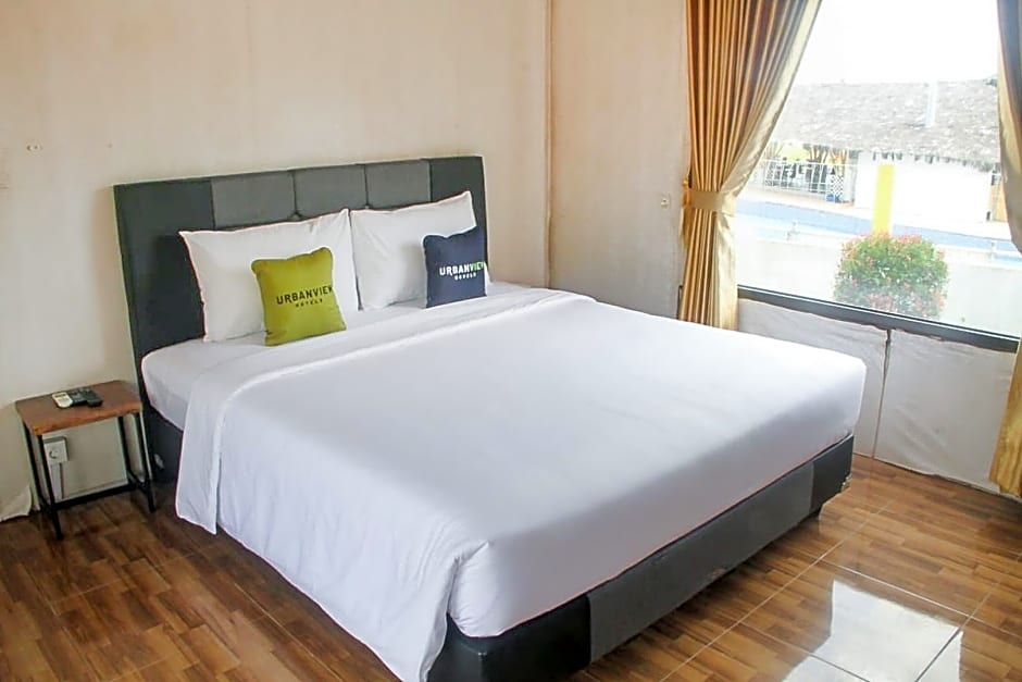 Urbanview Hotel Belitung Lodge Resto & Club House by RedDoorz
