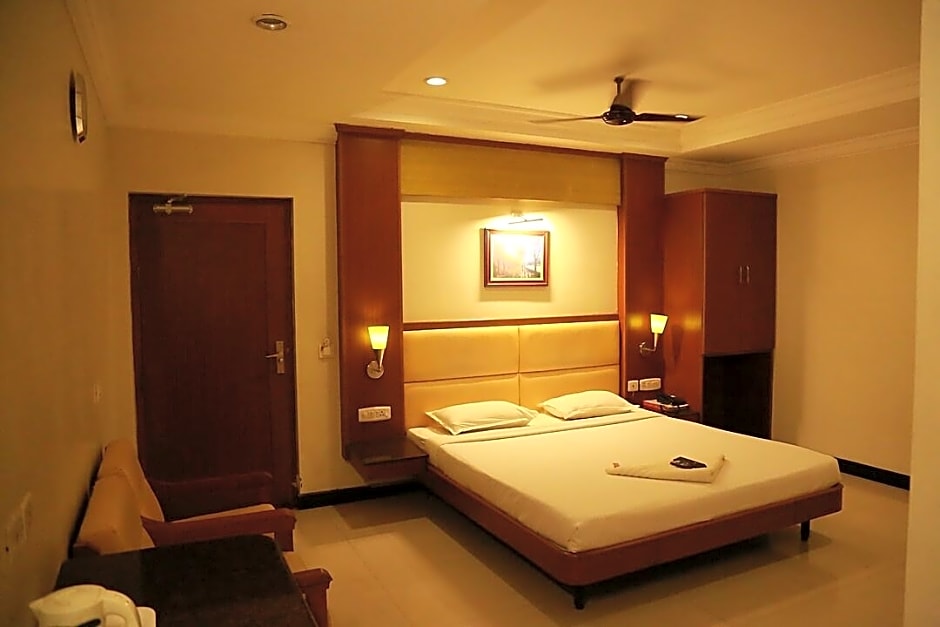 Hotel Arasan Sapthagiri