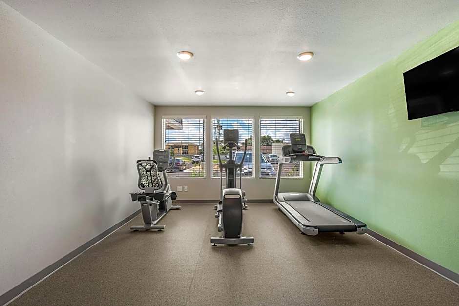 WoodSpring Suites Chicago Midway