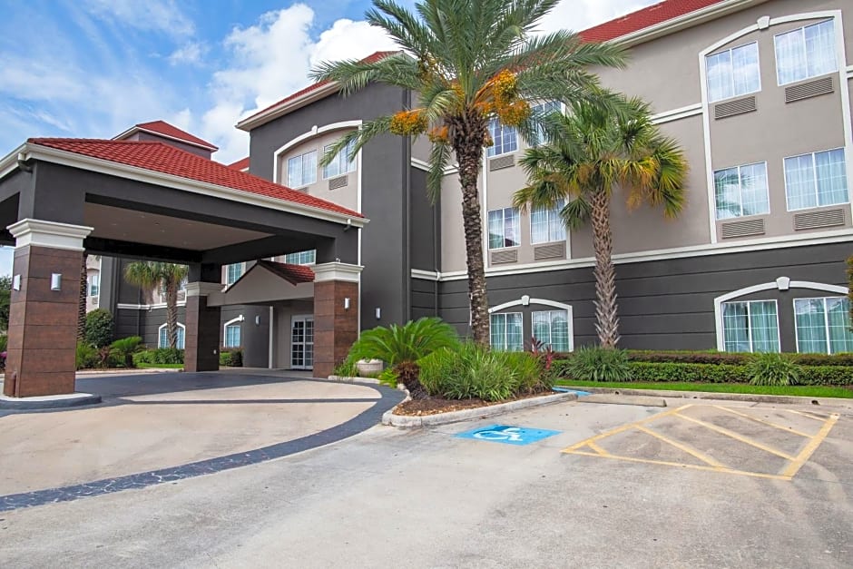 La Quinta Inn & Suites by Wyndham Houston - Normandy