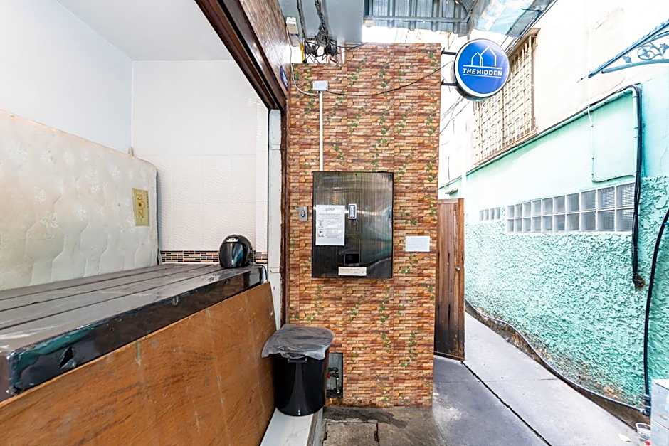 The Hidden Sao Chingcha - เดอะ ฮิดเด้น เสาชิงช้า