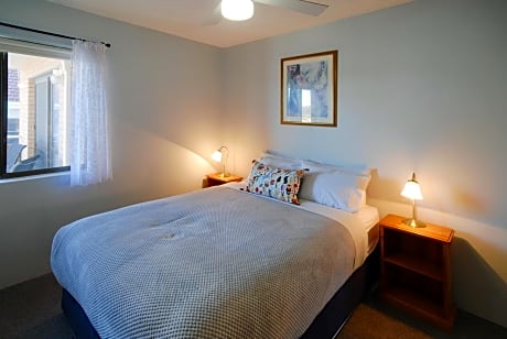 One-Bedroom Apartment with Balcony