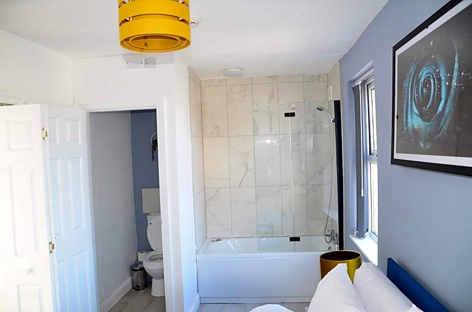 Blok 3 -Jacuzzi Suites, Apartment & Ensuite Rooms