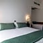 Hotel Pacific