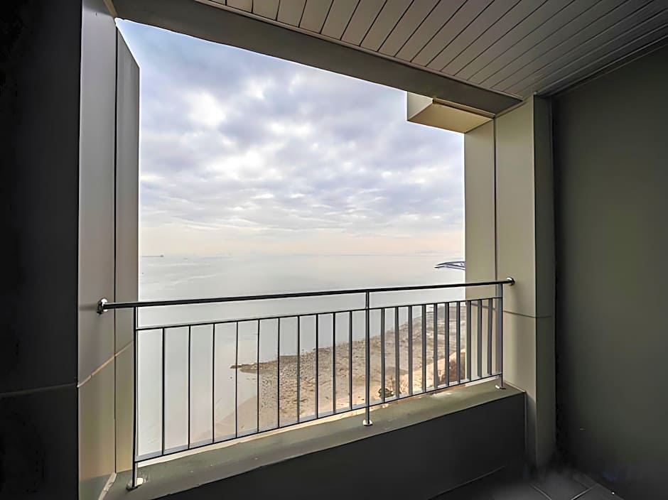 Sky and Sea Hotel