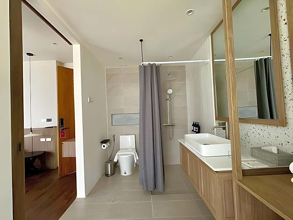 Shanti-Retreat Hotel